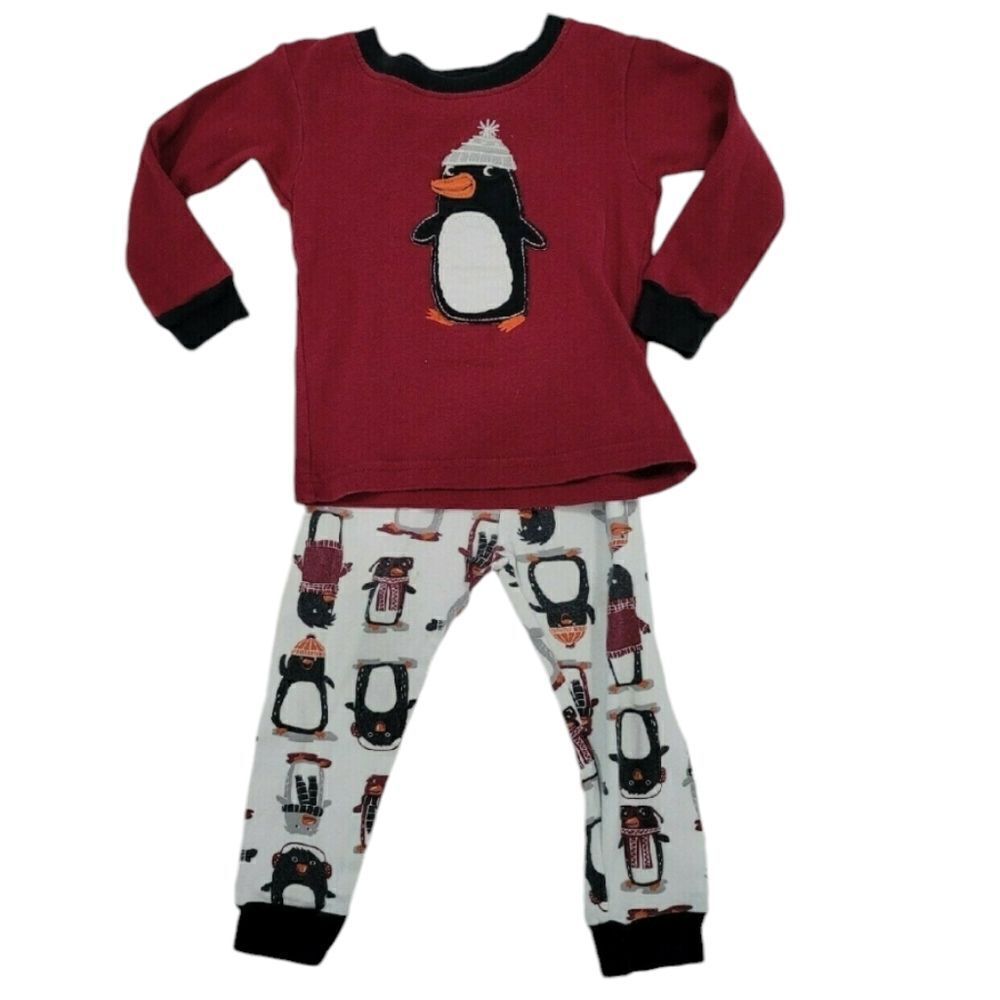 Bundle of 2 long sleeve pajama sets